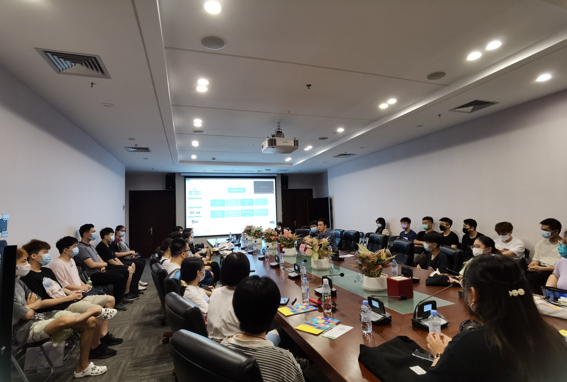 银河中心成为中超联赛的官方合作伙伴