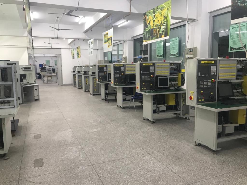 数控系统故障诊断与维修实训单元